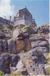 mount2.jpg (217839 bytes)